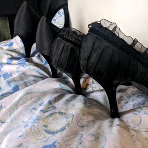 Womens size 8 heels